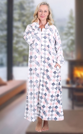 Diamond Fleece Robe